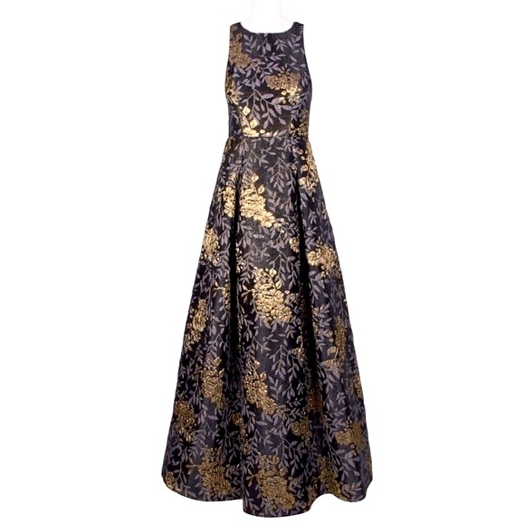 Aidan Mattox Dresses & Skirts - Aidan Mattox Simply stunning with pockets size 2